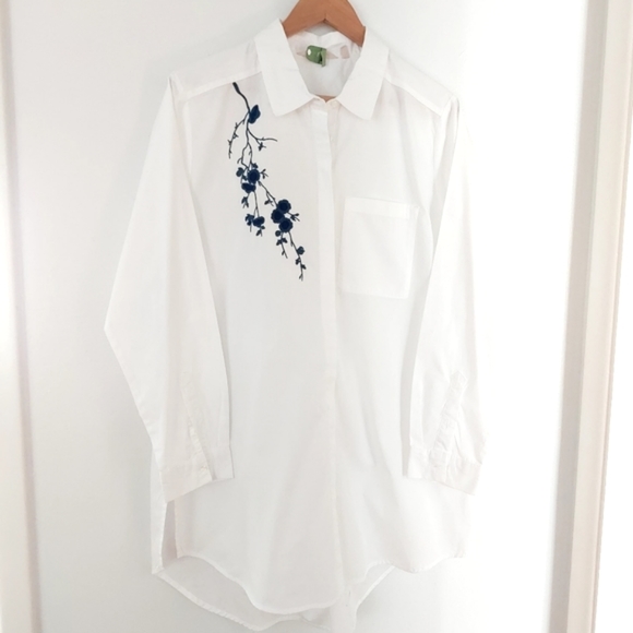 Soft Surroundings Alexandria Tunic White Cotton Blue Floral Embroidery - Size XL - Picture 2 of 8